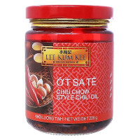 (Only Emartmall) Ớt Sa Tế Lee Kum Kee Hũ 205G