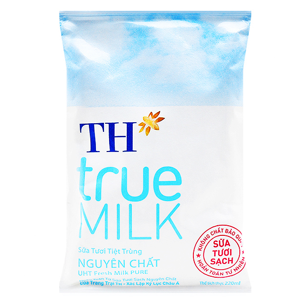 Sữa Tươi Tiệt Trùng TH True Milk Nguyên Chất Bịch 220Ml