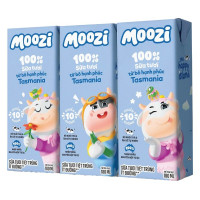 Lốc 3 Sữa Tươi Tiệt Trùng Moozi Ít Đường Hộp 180Ml